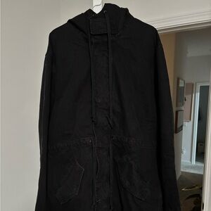 Men's Black Hooded Long Jacket
BDG URBAN OUTFITTERS
SIZE LARGE
BRAND NEW W/ TAGS